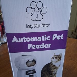 Automatic Pet Feeder - White